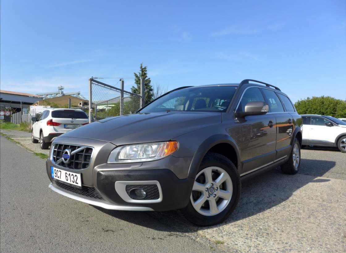 Volvo - XC70