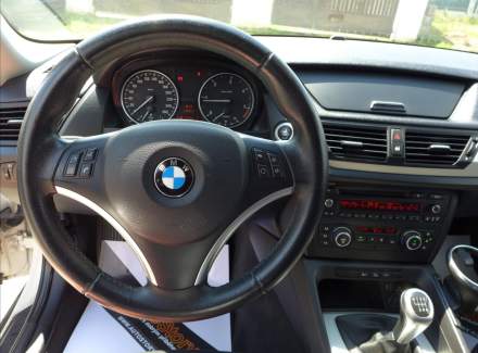 BMW - X1