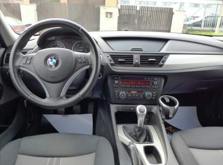 BMW - X1