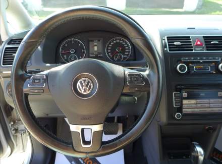 Volkswagen - Touran