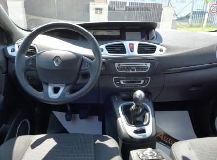 Renault - Scenic