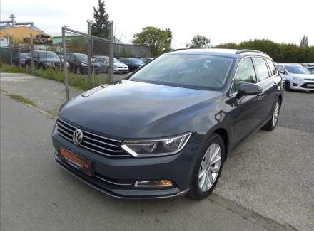 Volkswagen - Passat