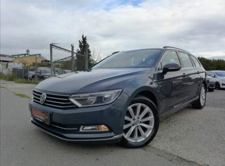 Volkswagen - Passat