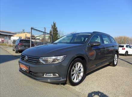 Volkswagen - Passat