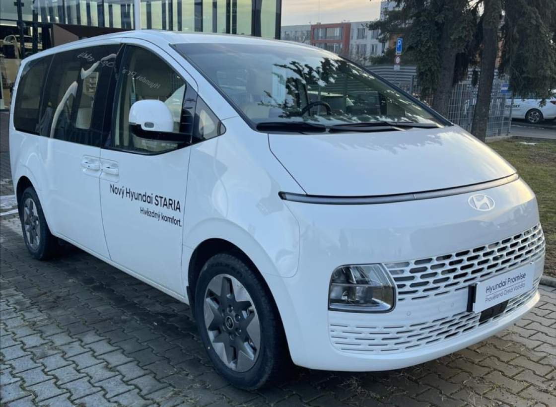 Hyundai - Staria