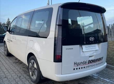 Hyundai - Staria