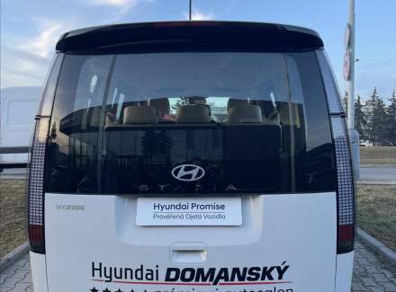 Hyundai - Staria