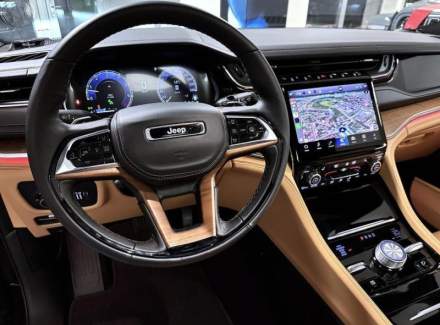 Jeep - Grand Cherokee