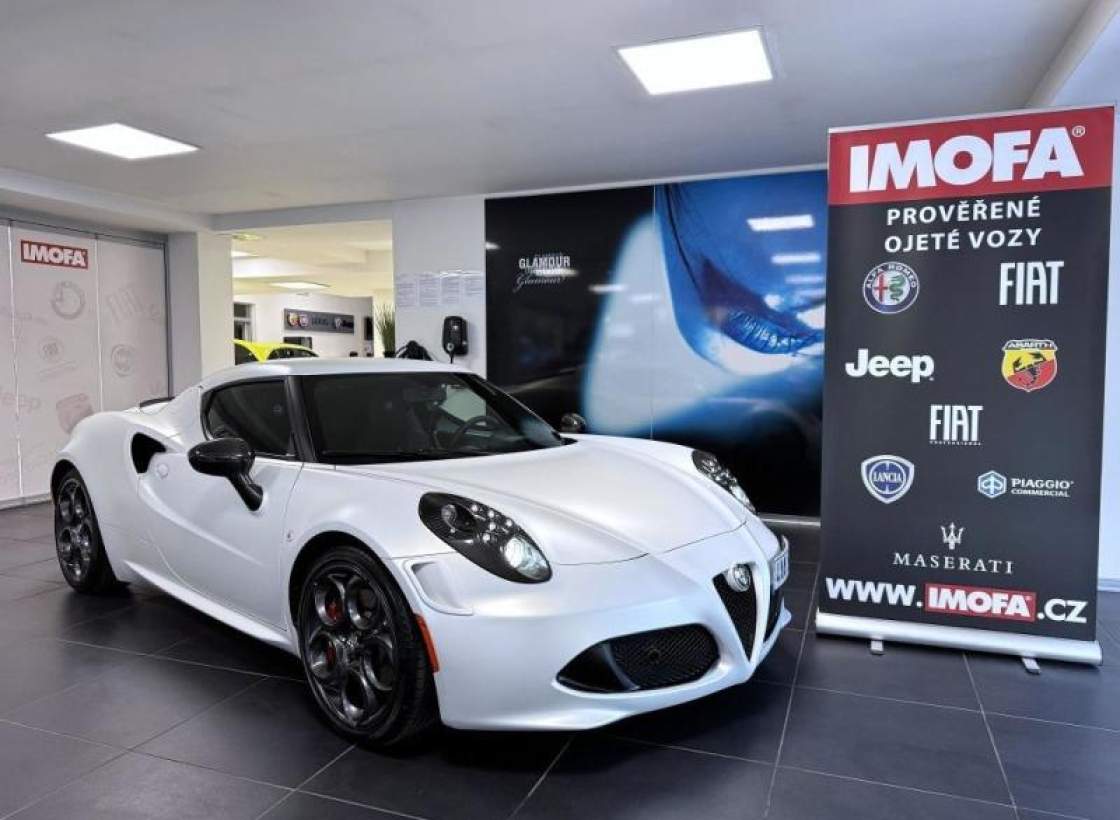 Alfa Romeo - 4C