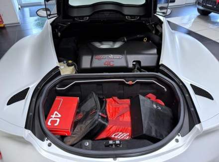 Alfa Romeo - 4C