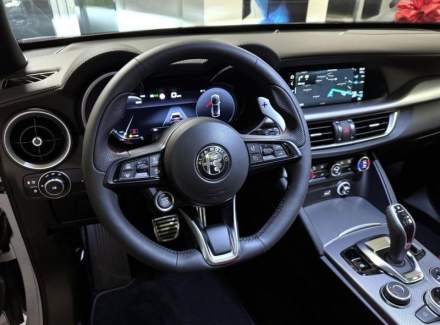 Alfa Romeo - Stelvio