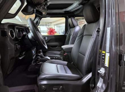 Jeep - Wrangler