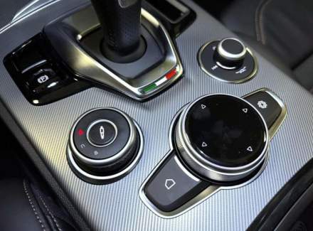 Alfa Romeo - Stelvio