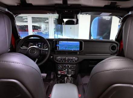 Jeep - Wrangler