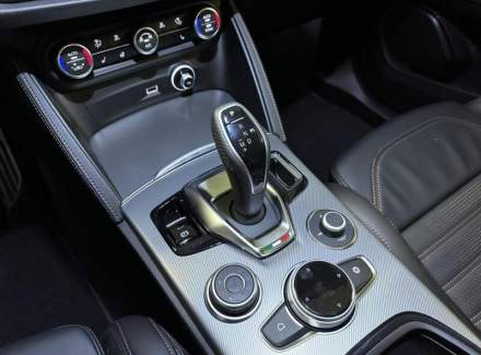 Alfa Romeo - Stelvio