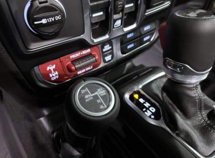 Jeep - Wrangler