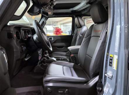 Jeep - Wrangler