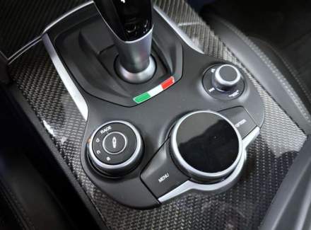 Alfa Romeo - Stelvio