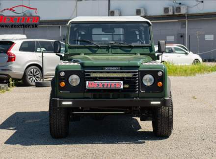 Land Rover - Defender