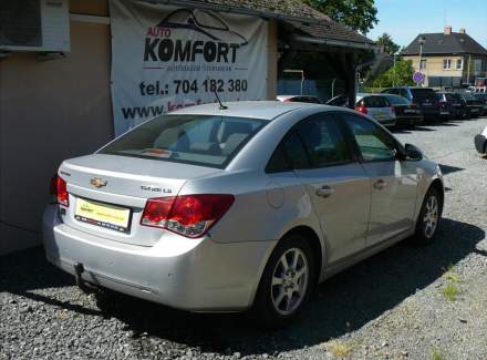 Chevrolet - Cruze