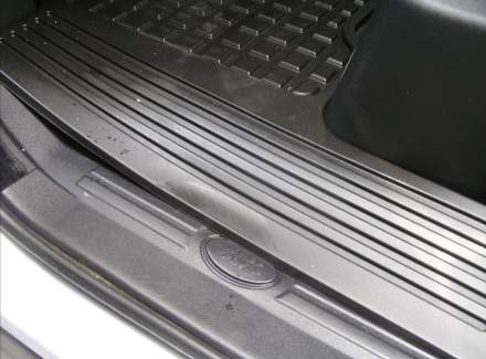 Land Rover - Discovery