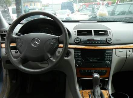 Mercedes-Benz - E-class