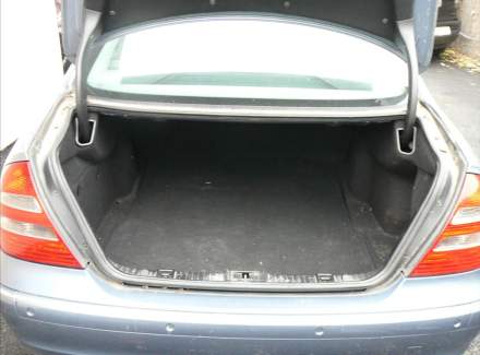 Mercedes-Benz - E-class