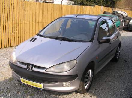 Peugeot - 206