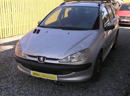 Peugeot - 206