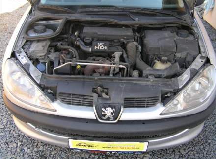 Peugeot - 206