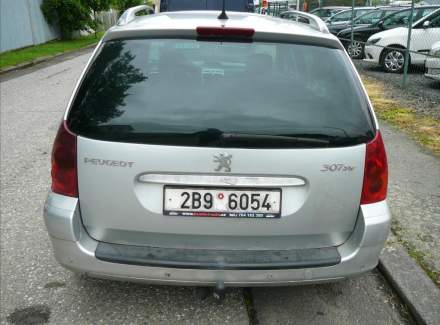 Peugeot - 307