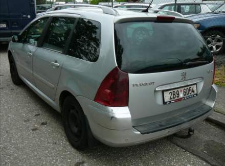 Peugeot - 307