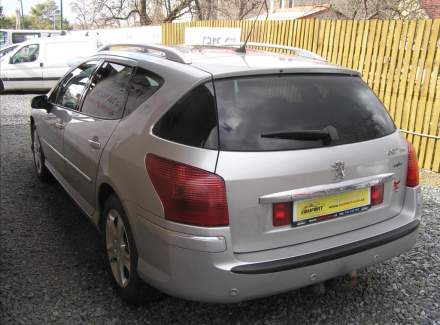 Peugeot - 407