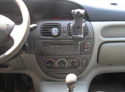 Renault - Scenic
