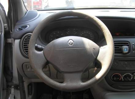 Renault - Scenic