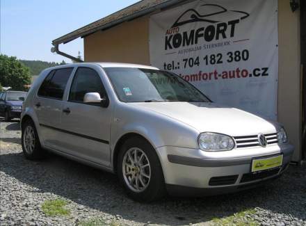 Volkswagen - Golf