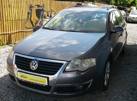 Volkswagen - Passat