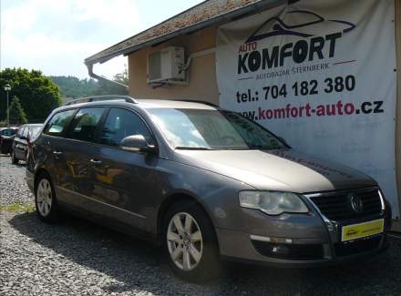 Volkswagen - Passat