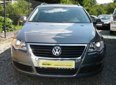 Volkswagen - Passat
