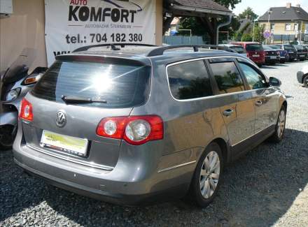 Volkswagen - Passat