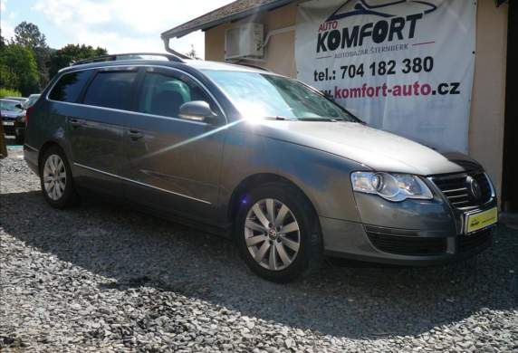 Volkswagen - Passat