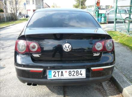 Volkswagen - Passat
