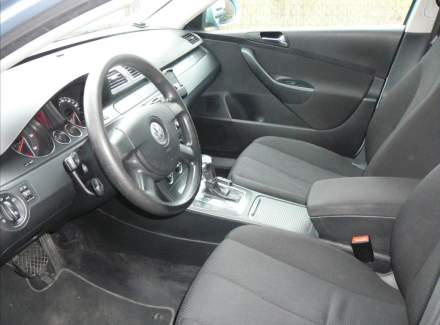 Volkswagen - Passat