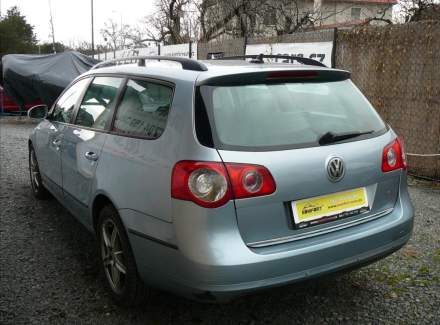 Volkswagen - Passat