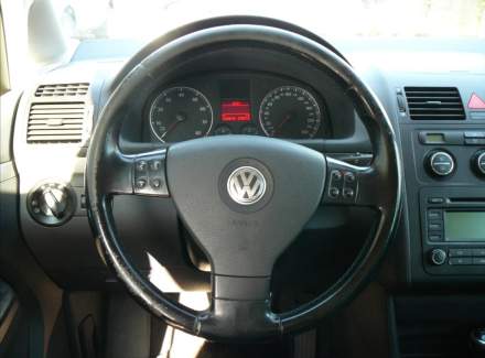 Volkswagen - Touran
