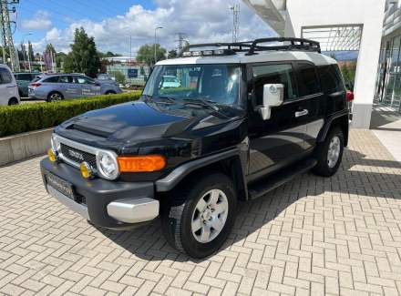 Toyota - FJ Cruiser
