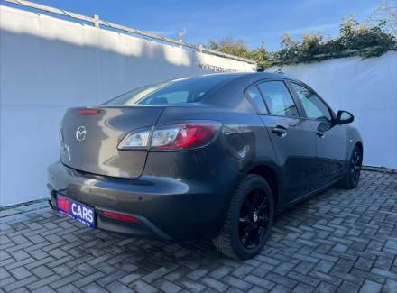 Mazda - 3