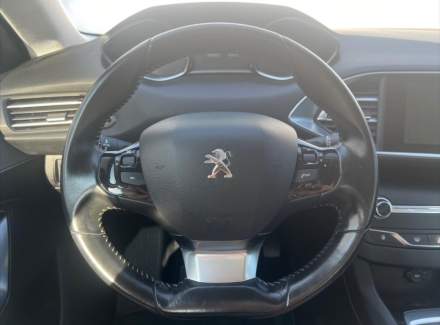 Peugeot - 308