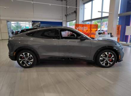 Ford - Mustang Mach-E