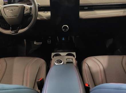 Ford - Mustang Mach-E